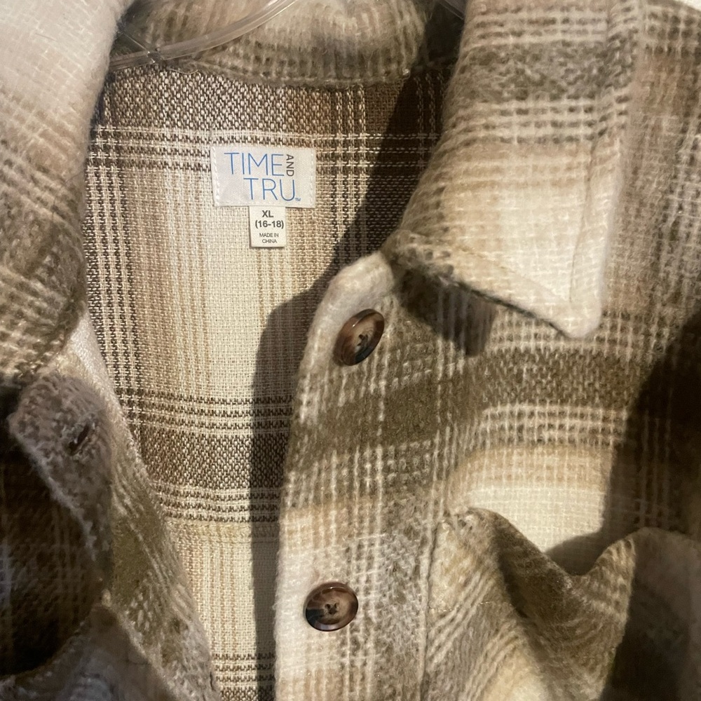 Pretty checkered jacket - Picture 2 of 2
